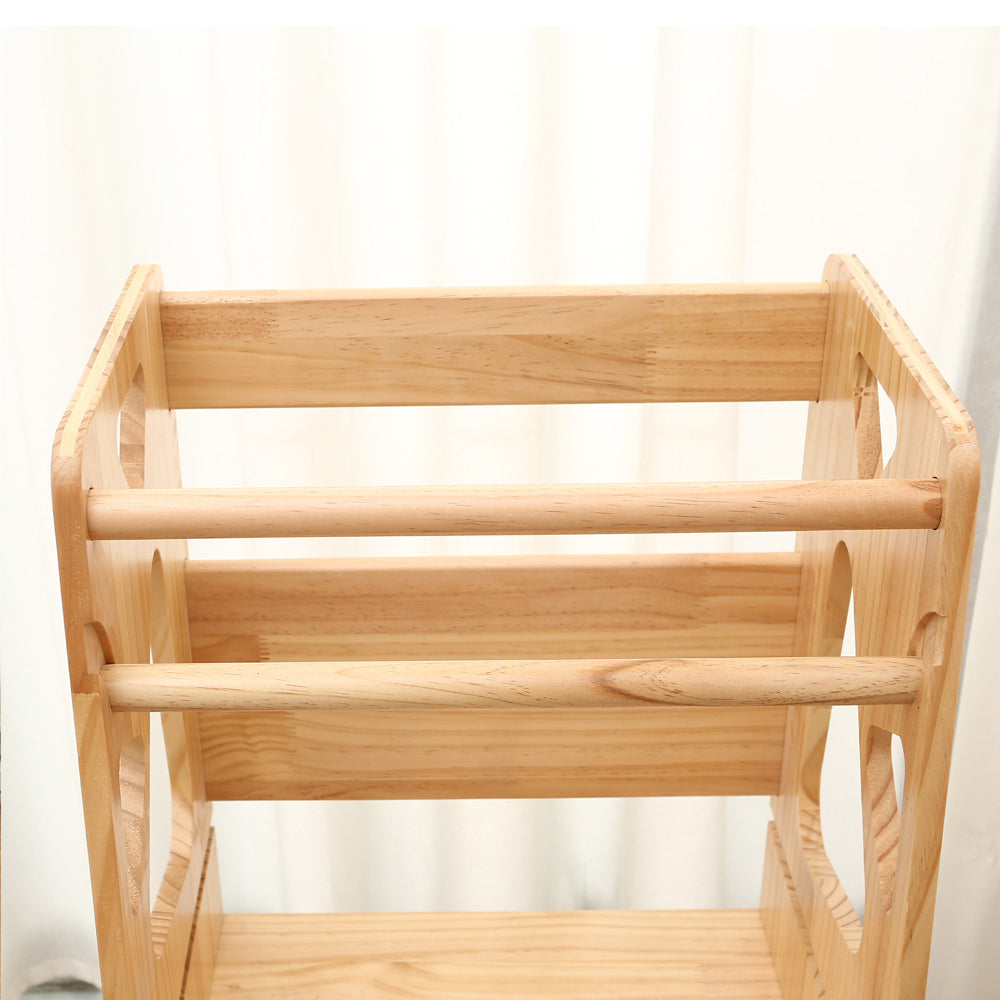 Montessori-Lernturm aus Massivholz mit verstellbarer Plattform und Sicherheitsgeländern für Kleinkinder