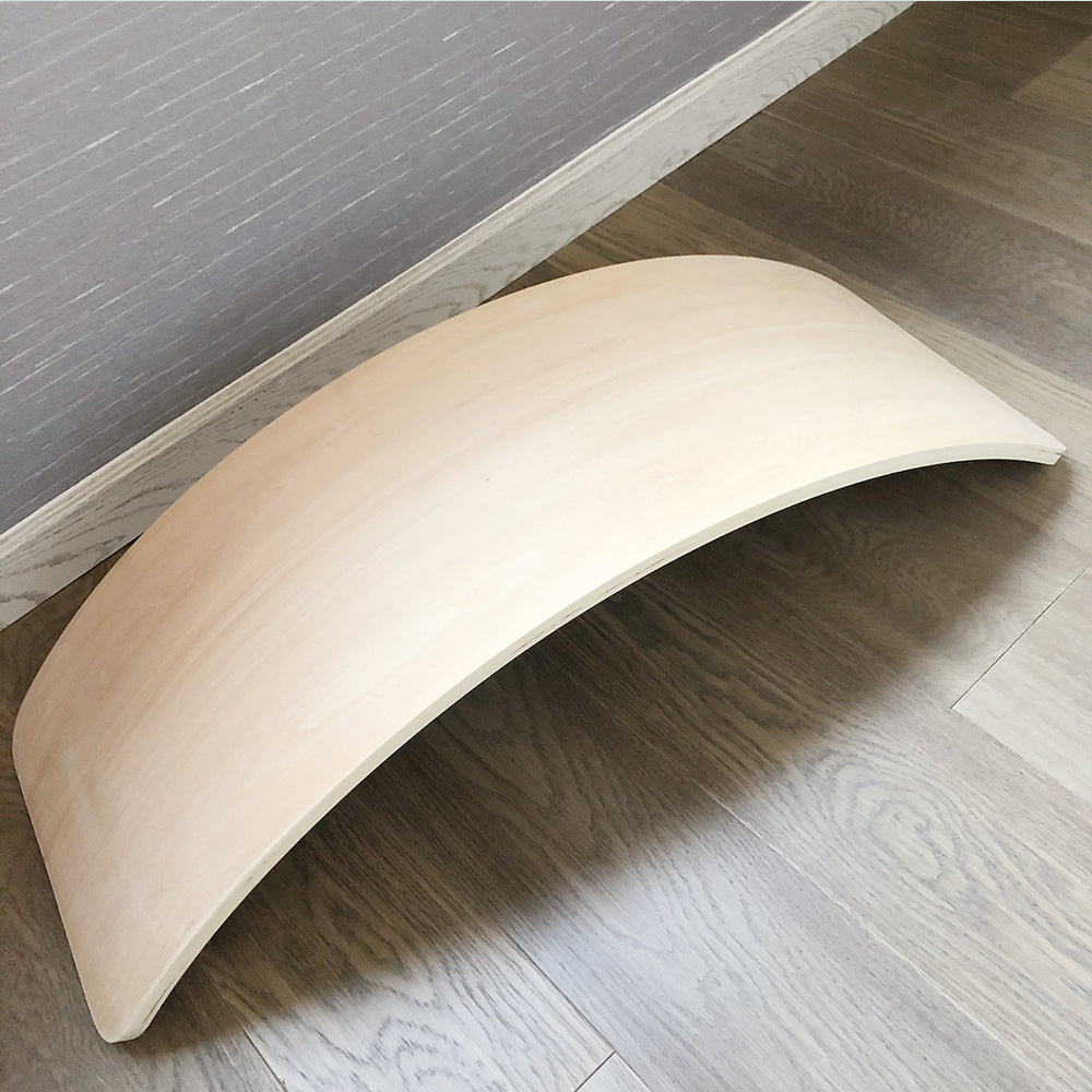 Natürliches Holz-Balance-Brett mit glatter Oberfläche für freies Spiel