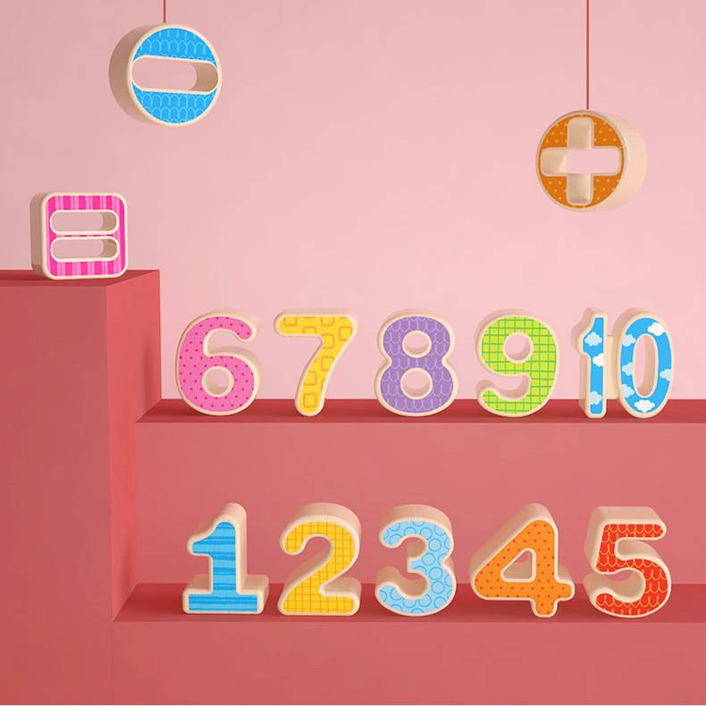 Kind spielt mit Montessori-Holzpuzzle, das Kognition und Motorik fördert, geeignet für Kinder von 0 bis 3 Jahren.