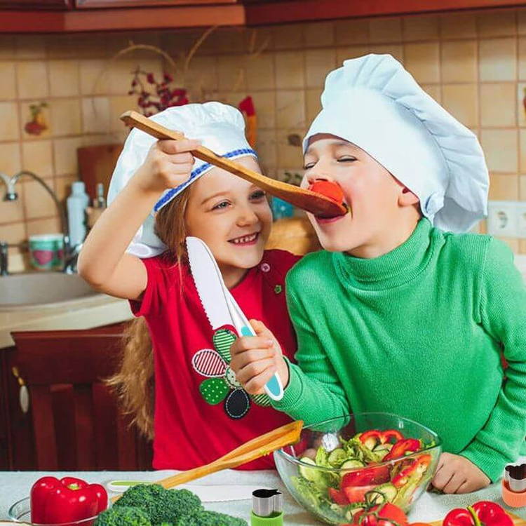 Montessori Kitchen Utensils Set – 17 Pieces