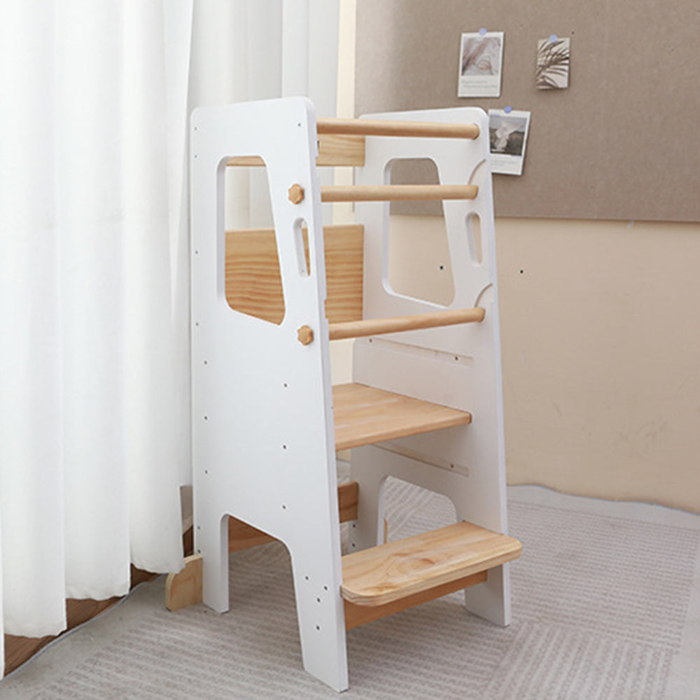 Montessori Lernturm aus Holz in Weiß und Natur – sicherer und höhenverstellbarer Kindertritt