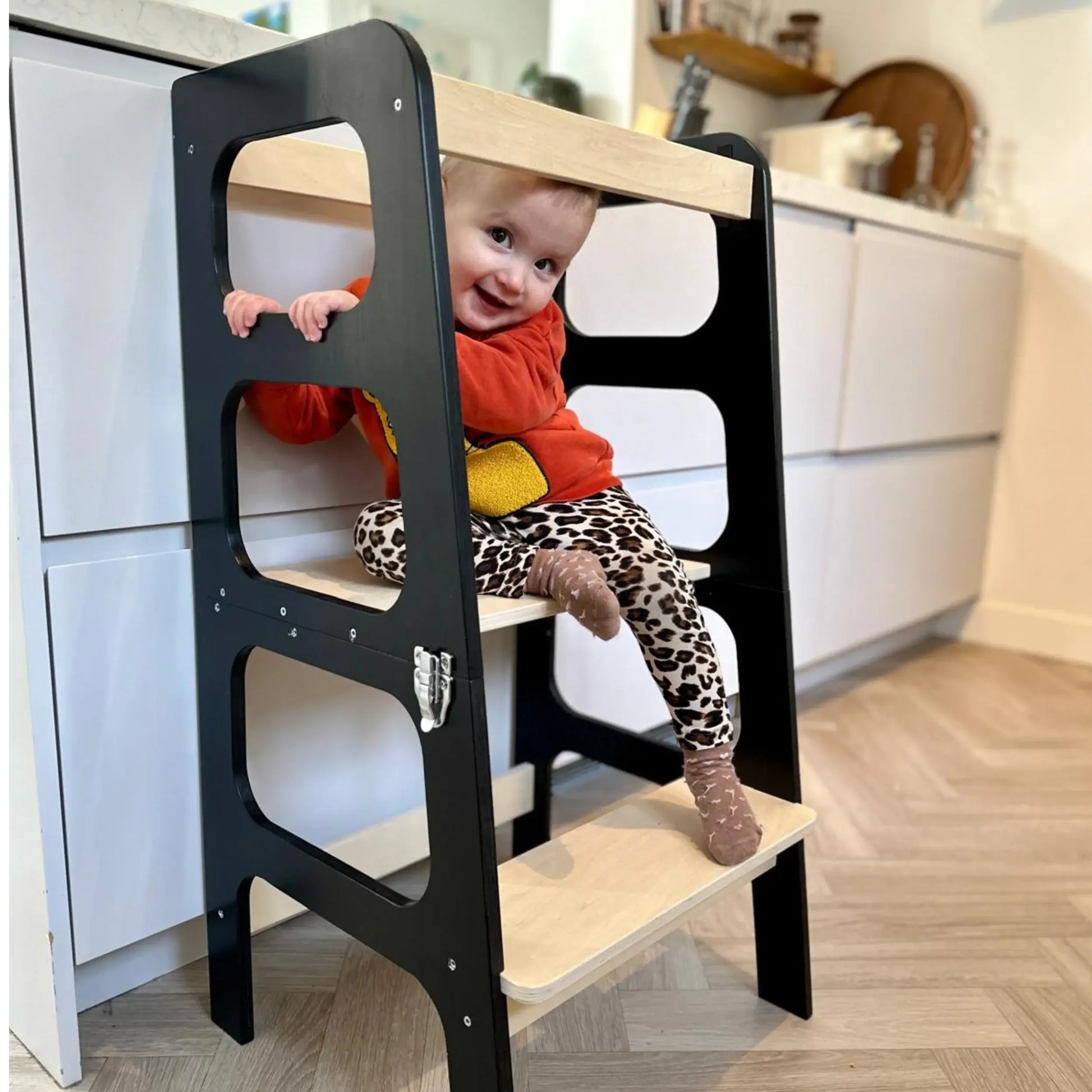 3-in-1 Lernturm mit Rutsche und Tischfunktion