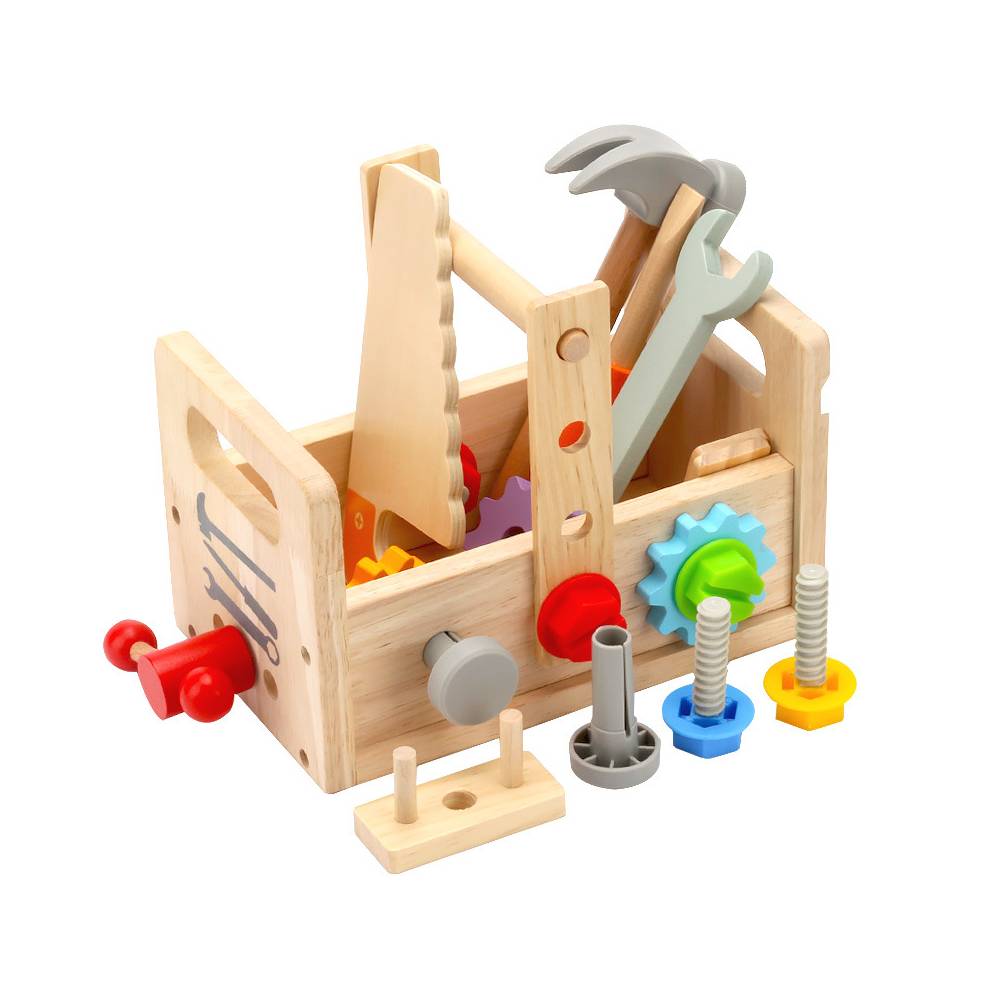 Ein Kind spielt mit einer tragbaren Holz-Schrauben-Reparaturbox, ideal für die Entwicklung von feinmotorischen Fähigkeiten und frühe Bildung.