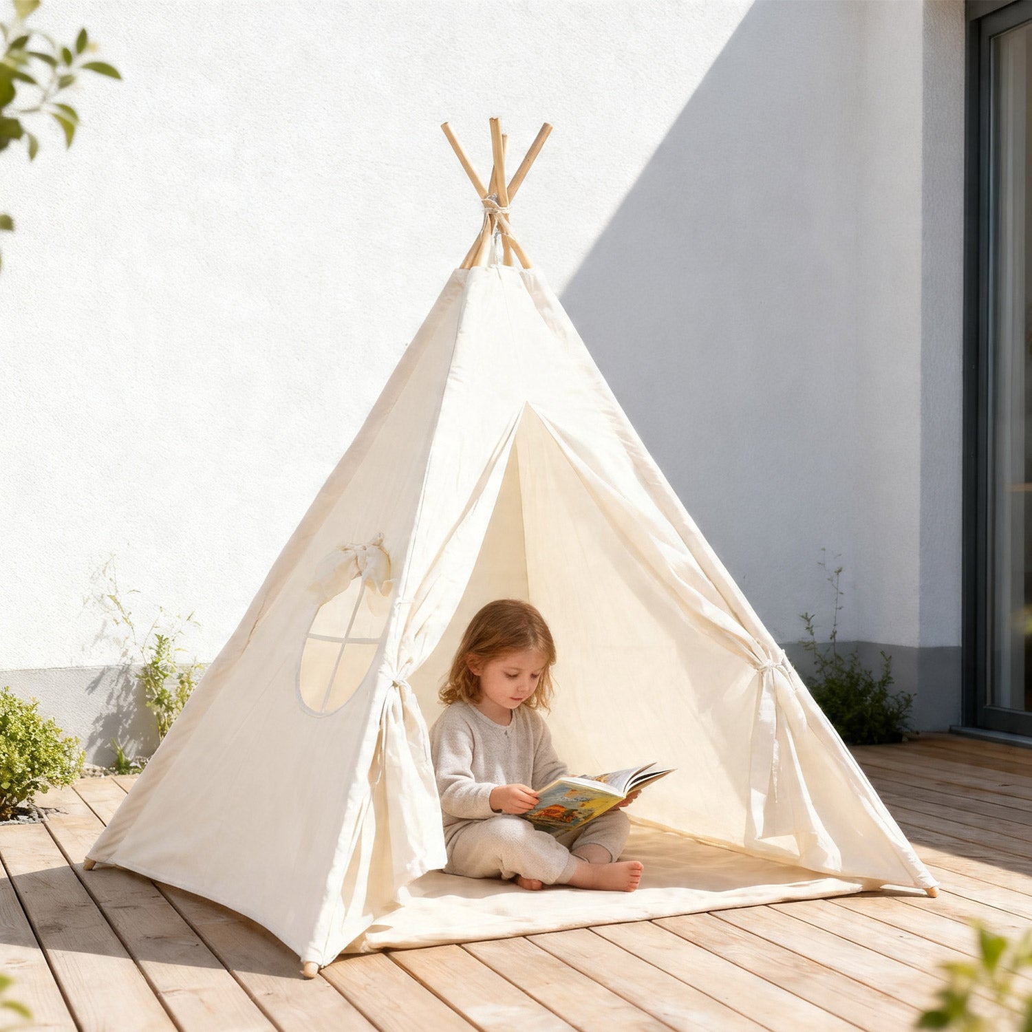 Kinder Spielzelt in Naturton für ein stilvolles Kinderzimmer