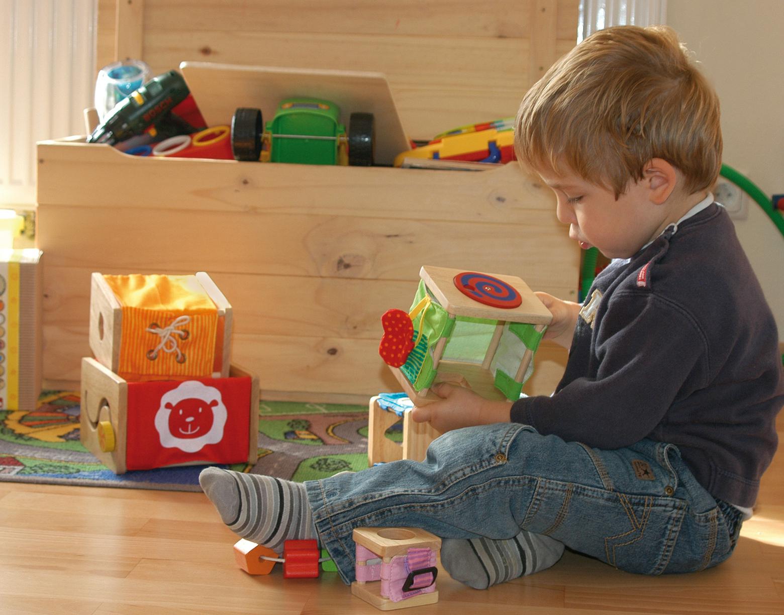 MontessoriLernwelt Stapelwürfel Übungen des täglichen Lebens – Feinmotorik Holzspielzeug für Kleinkinder