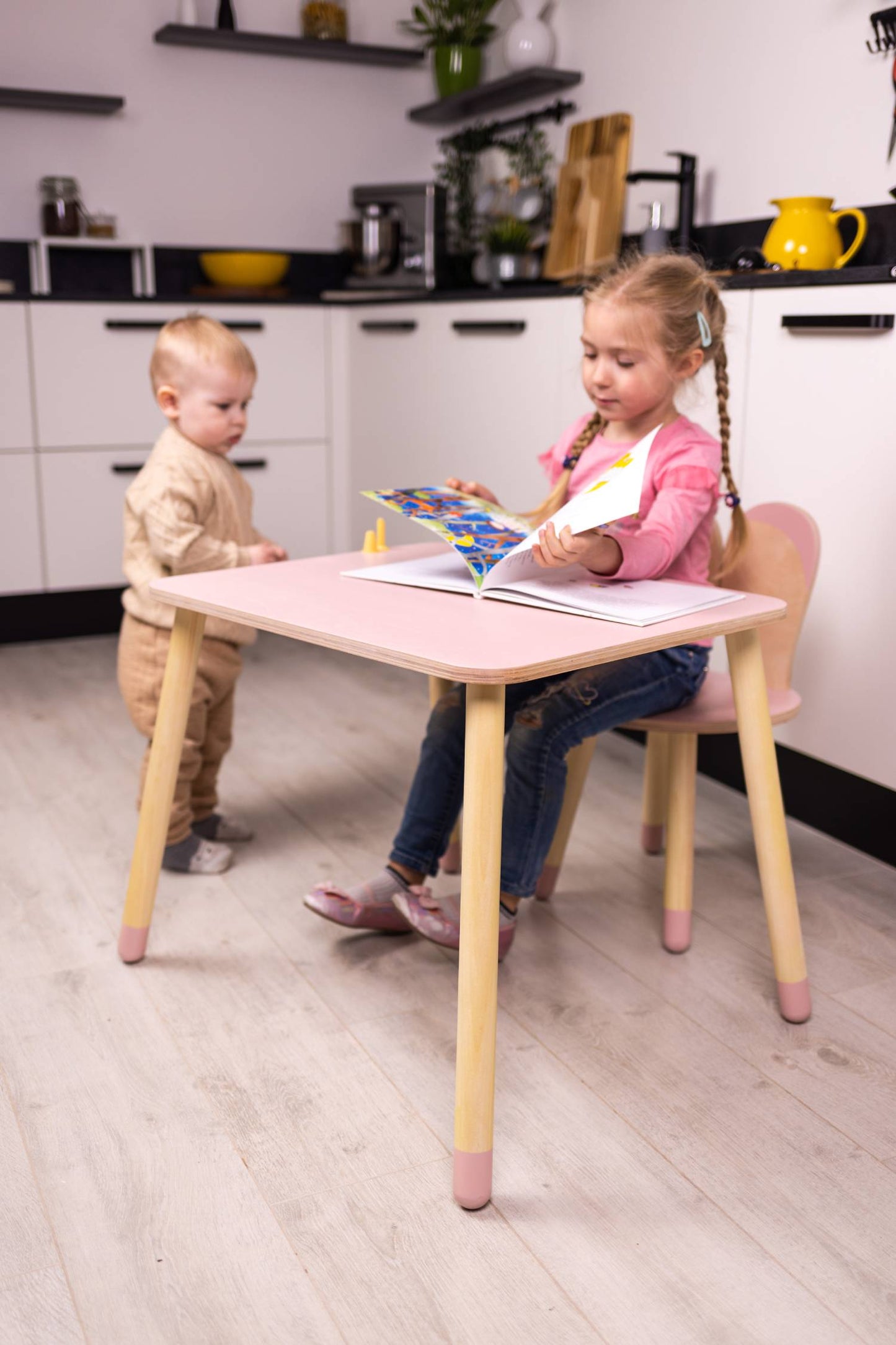 Montessori kinder tafel & stoel set van hout – konijn ontwerp