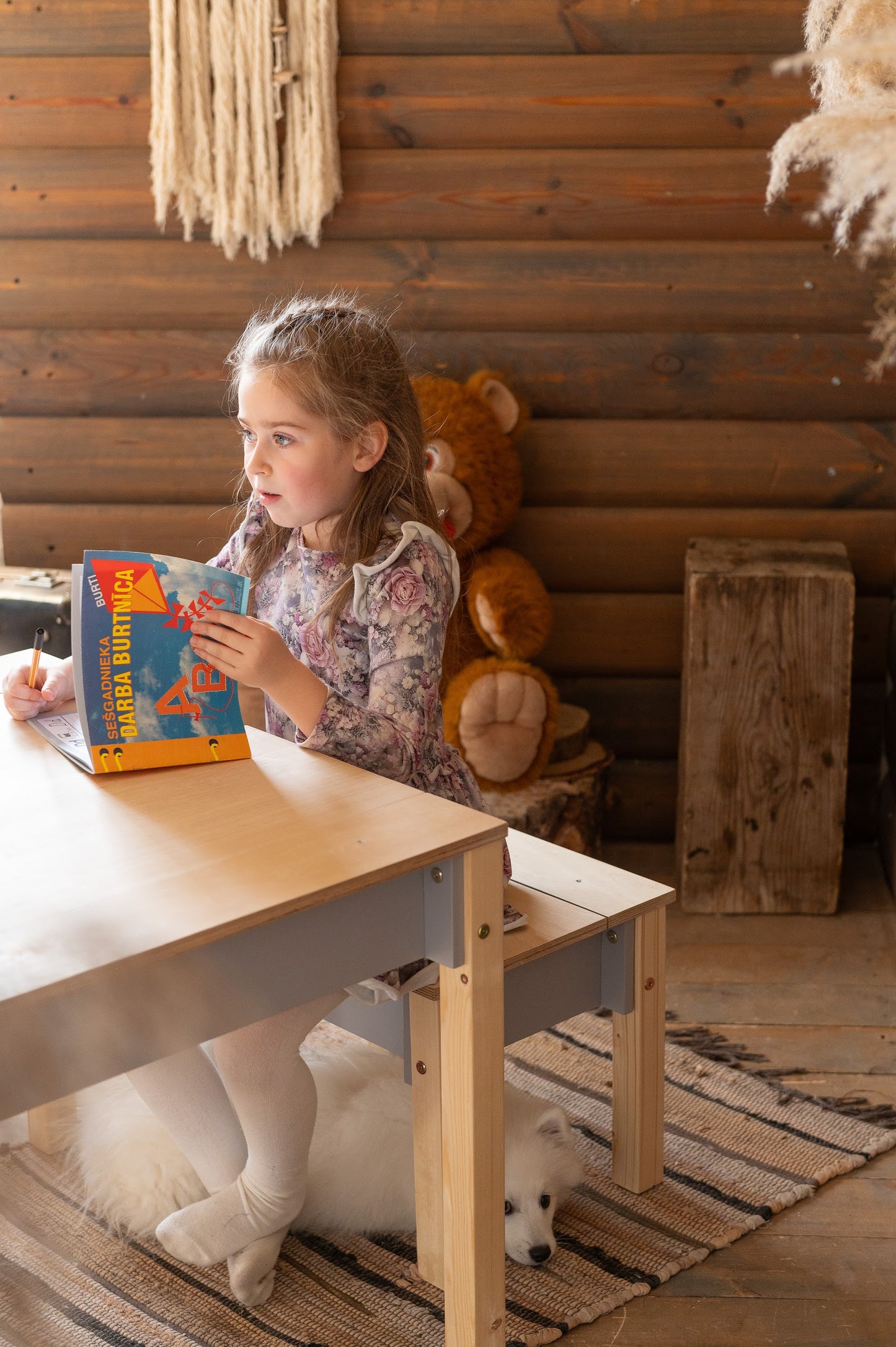 Montessori Kindertisch mit Stauraum & Hocker – Holz Schreibtisch Set für Kinder