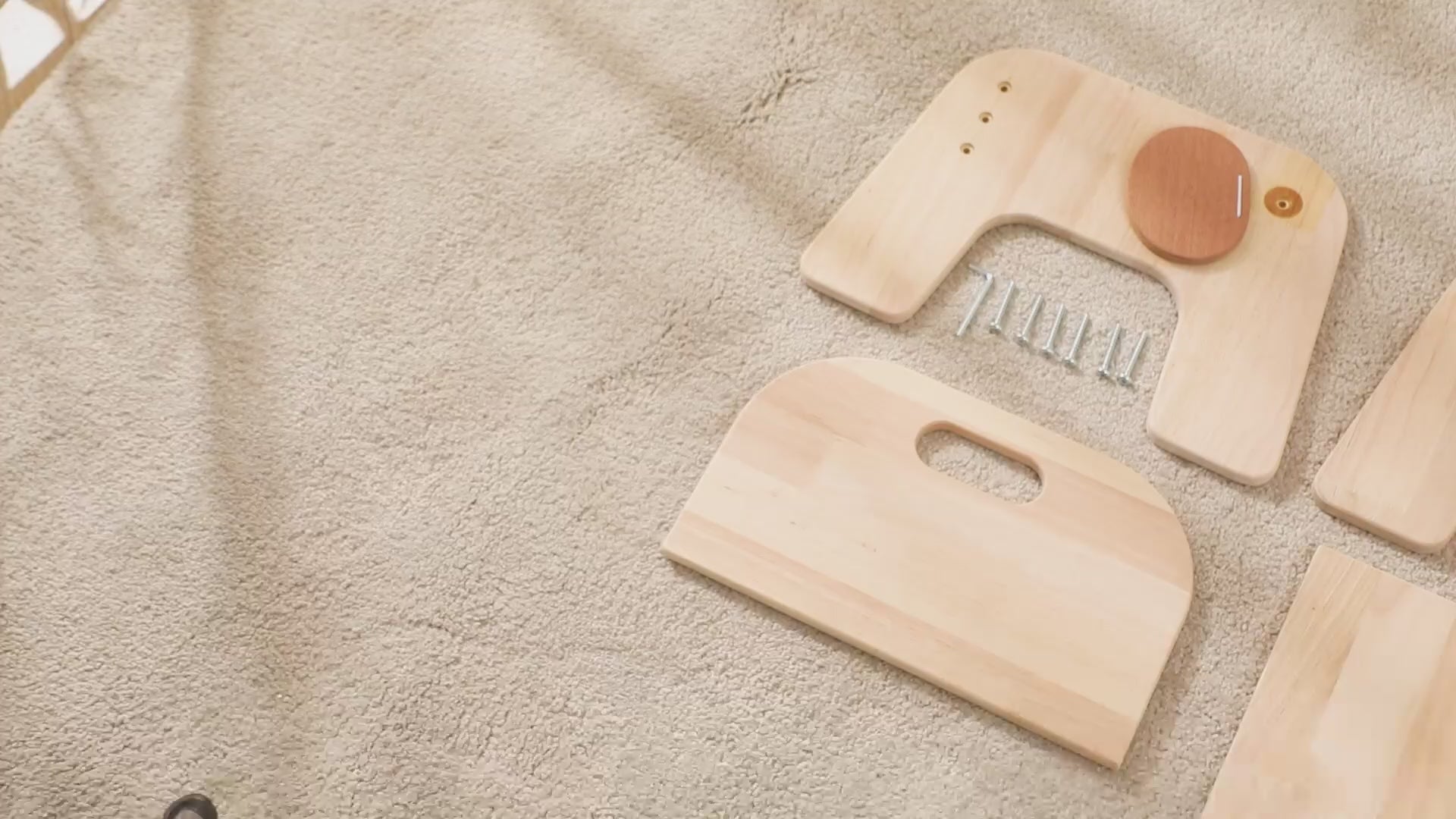 Höhenverstellbarer Kinderstuhl aus Holz für Kleinkinder Montessori