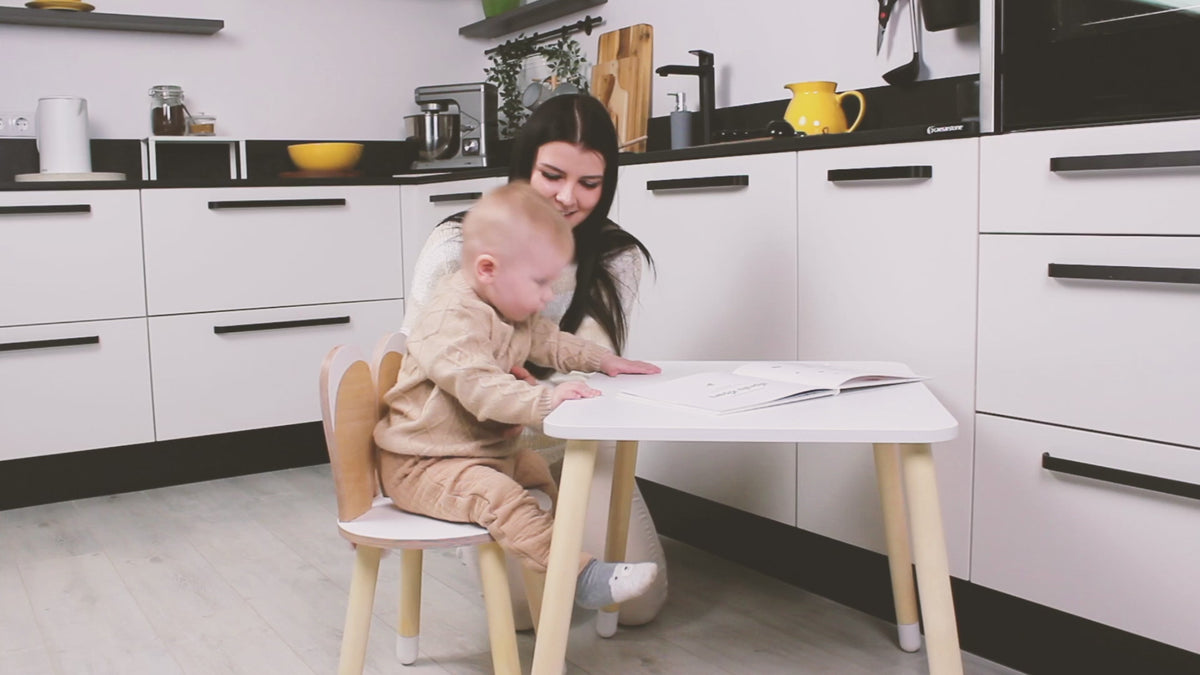 Kinder Tisch aus natürlichem Birkenholz